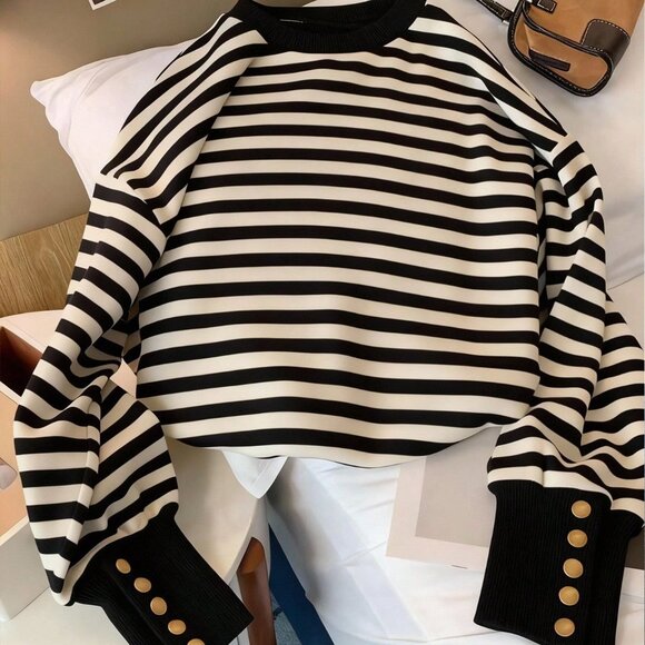 Black And White Casual Loose Fit Striped Women's Crew Neck Pullover Sweatshirt - Picture 2 of 5
